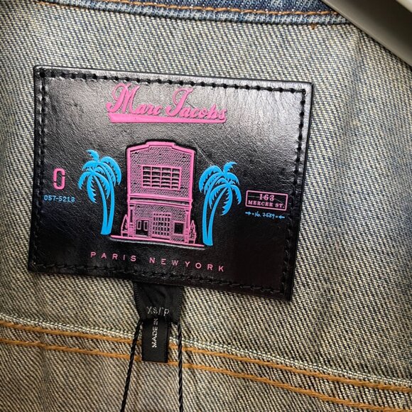 NWT Marc Jacobs Cropped Jean Jacket w/ Patch detailing - XS - Picture 4 of 10